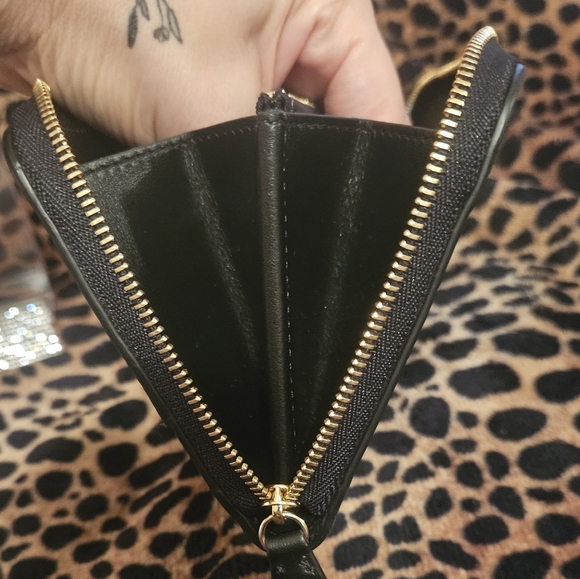 BURBERRY🆕️Black Long Zip Around Wallet/ Pebbled & Smooth Leather W COA - Picture 6 of 9